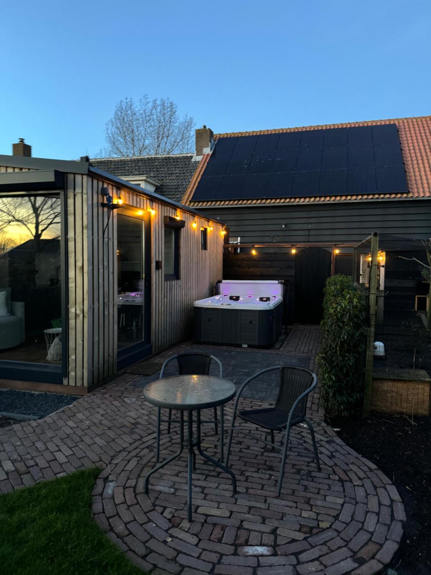 Luxe Tiny House Incl Jacuzzi En Strandhuisje In Zomerseizoen Meliskerke Zewnętrze zdjęcie